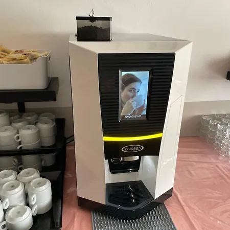 Vera Отель Чезенатико